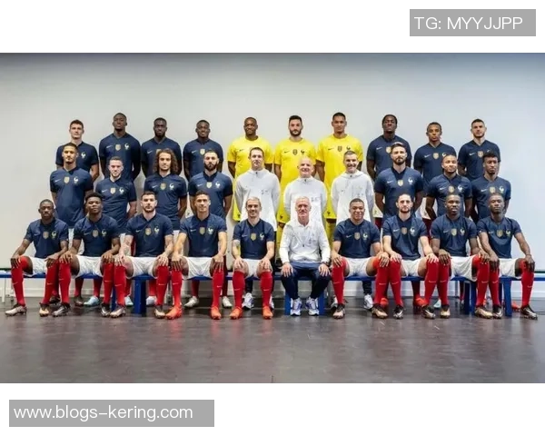 中国与法国足球对决首发阵容分析及战术解读